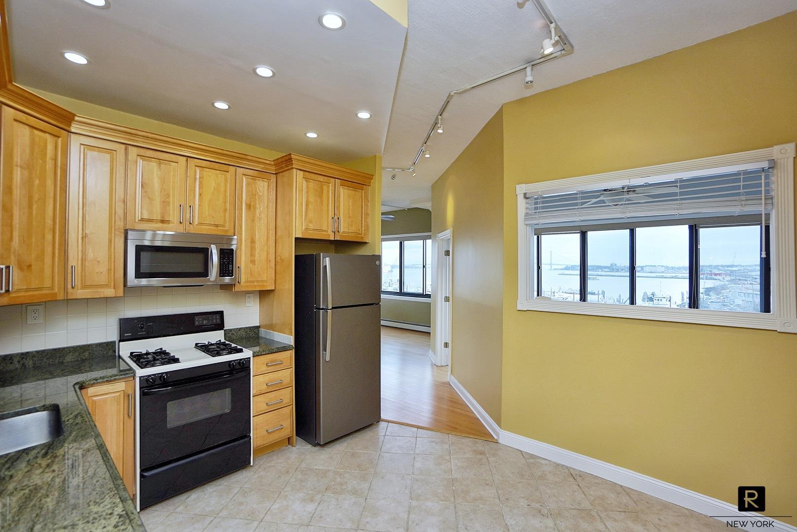 10 Bay Street Landing St. George Staten Island NY 10301