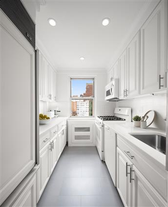 233 East 69th Street 17-G Upper East Side New York NY 10021