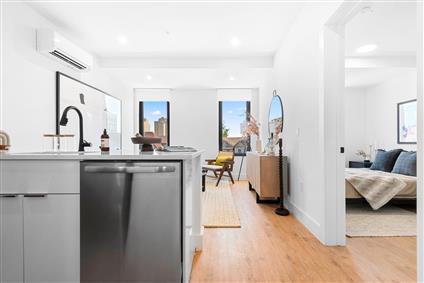 669 Bergen Avenue 614 Jersey City Jersey City NJ 07304