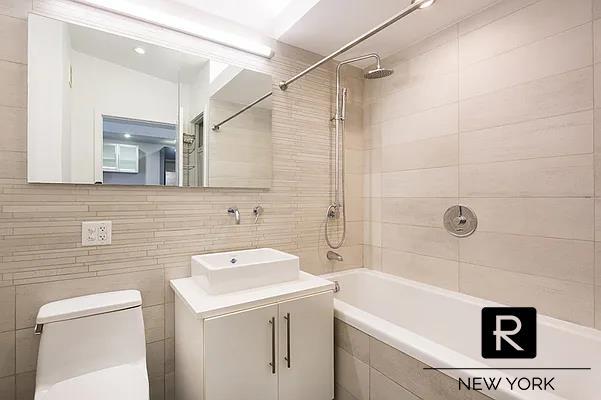 390 Lorimer Street Williamsburg Brooklyn NY 11206