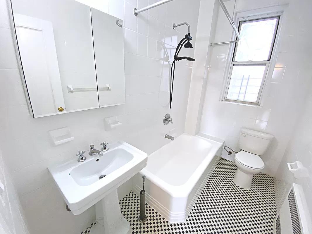 420 West End Avenue Upper West Side New York NY 10024