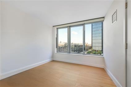 3 Court Square 902 Long Island City Queens NY 11101