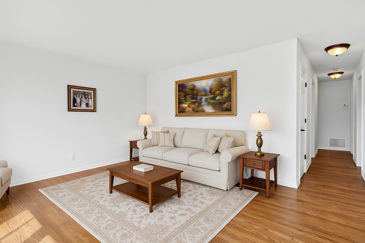 38-02 254th Street Little Neck Queens NY 11363