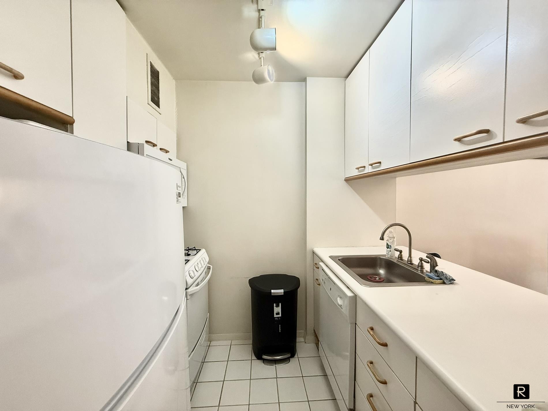 393 West 49th Street Midtown West New York NY 10019