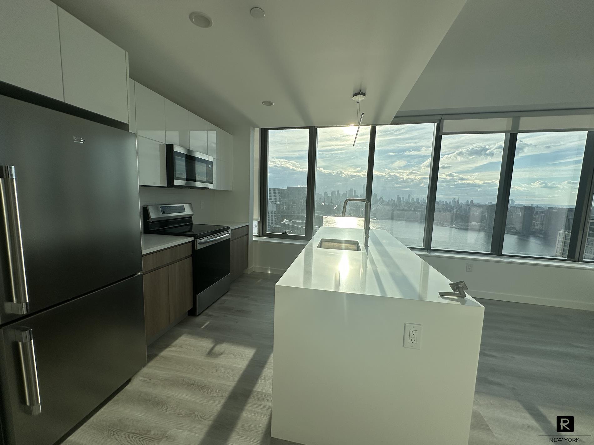 87 Commercial Street Greenpoint Brooklyn NY 11222