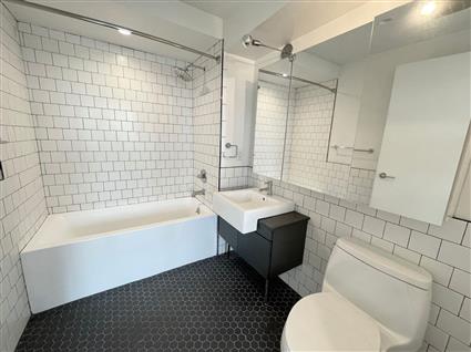 504 Myrtle Avenue 7-B Clinton Hill Brooklyn NY 11205