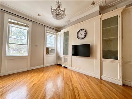 579 Seneca Avenue 2-L Ridgewood Queens NY 11385