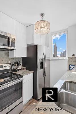 330 East 38th Street Murray Hill New York NY 10016