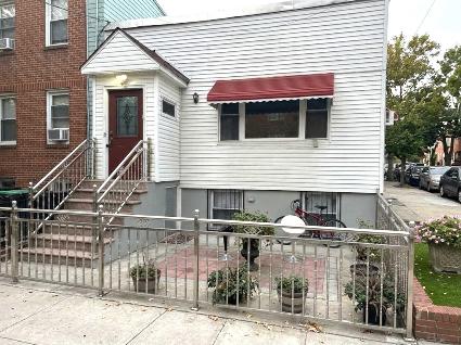 48-22 37th Street 1 Sunnyside Queens NY 11101