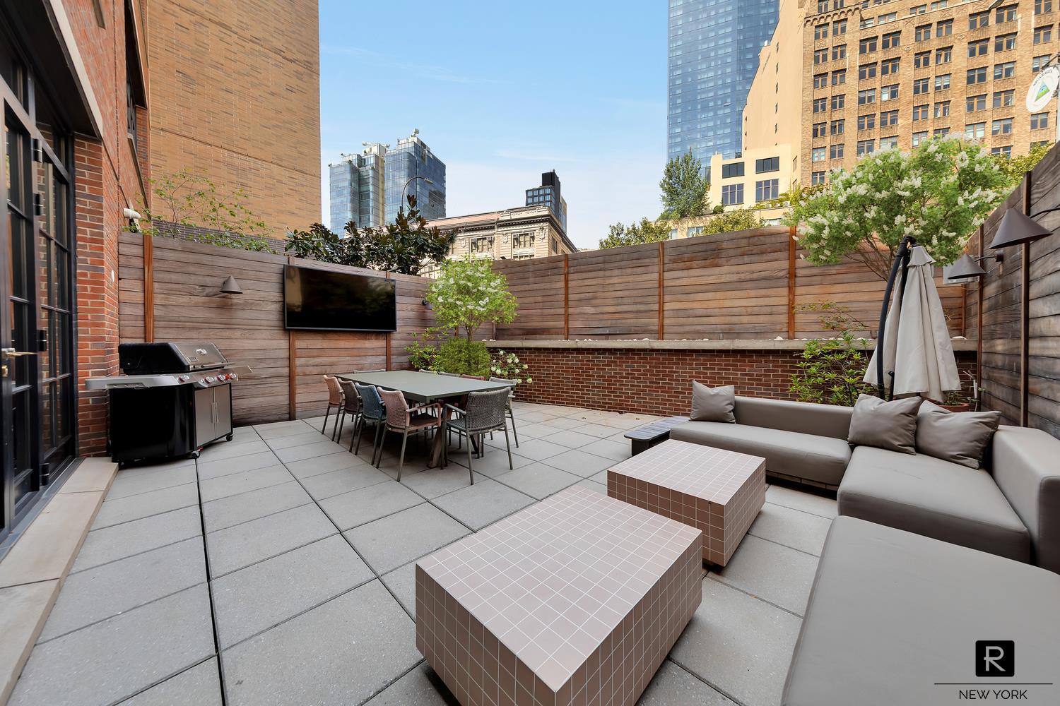 30 Sullivan Street Soho New York NY 10012