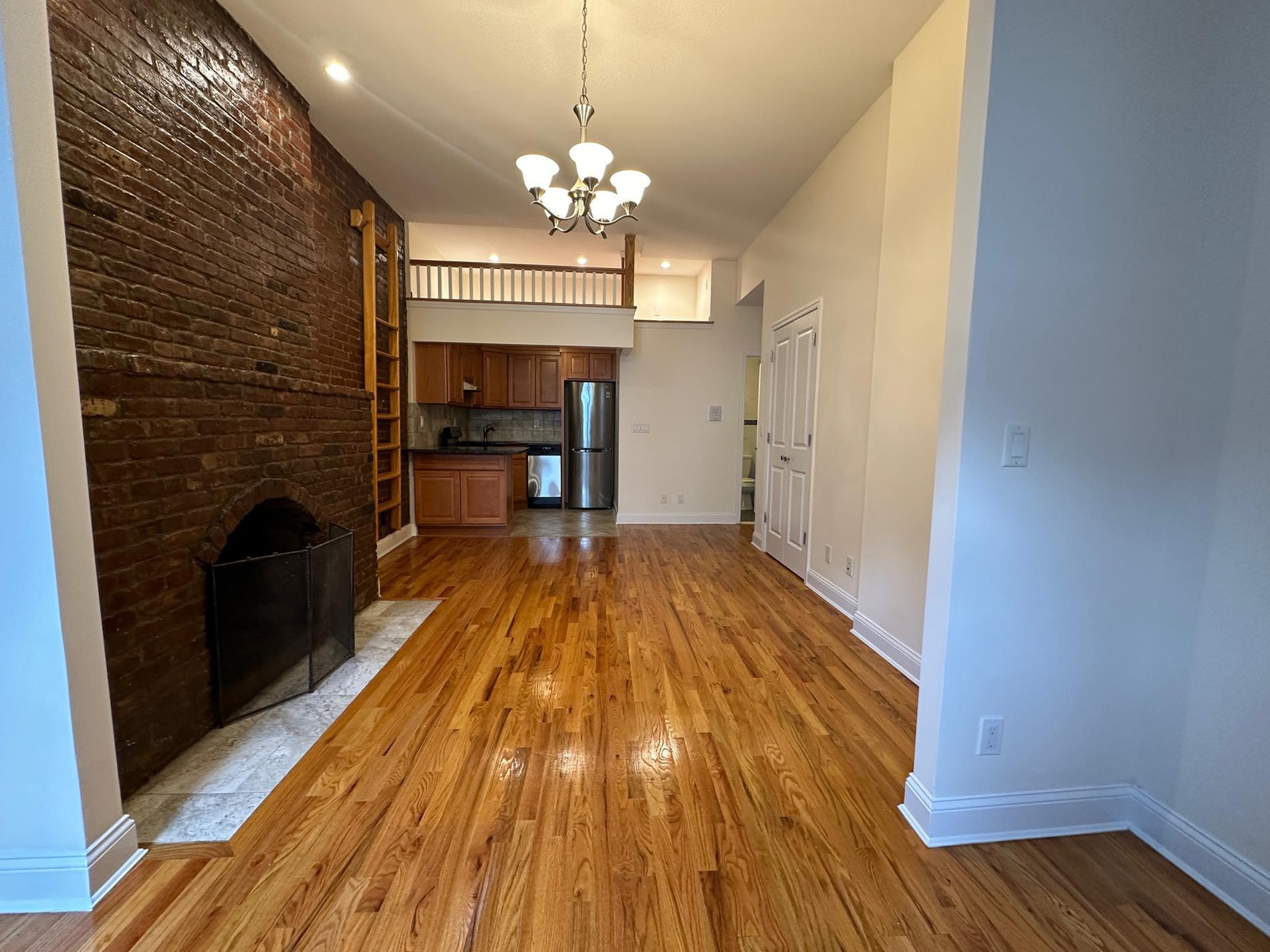 35 West 75th Street Upper West Side New York NY 10023
