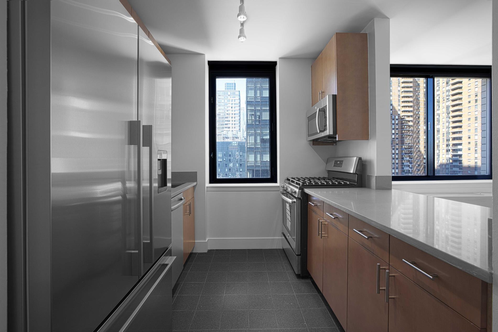 Manhattan Plaza 400 West 43rd Street 26 F Hell S Kitchen Manhattan Ny Linecity Nyc Apartment Rentals And Sales