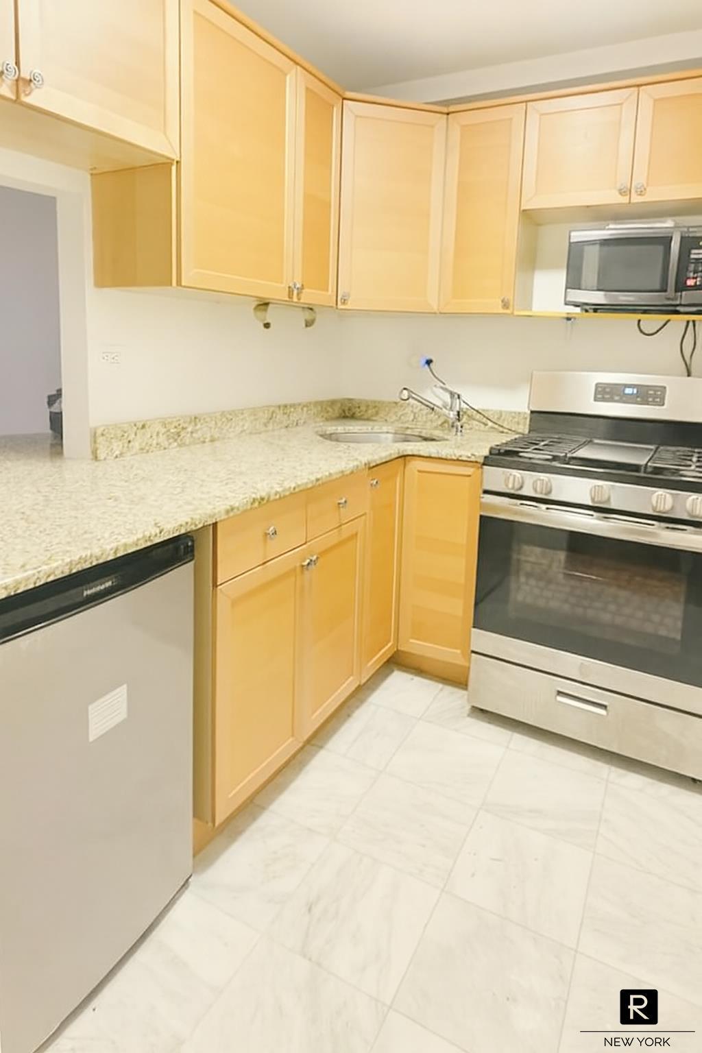 240 East 55th Street Turtle Bay New York NY 10022