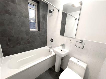 442 Tenth Avenue 4RS Clinton New York NY 10001