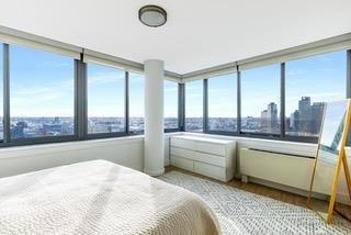 47-05 Center Blvd. 2514 Hunters Point Queens NY 11109