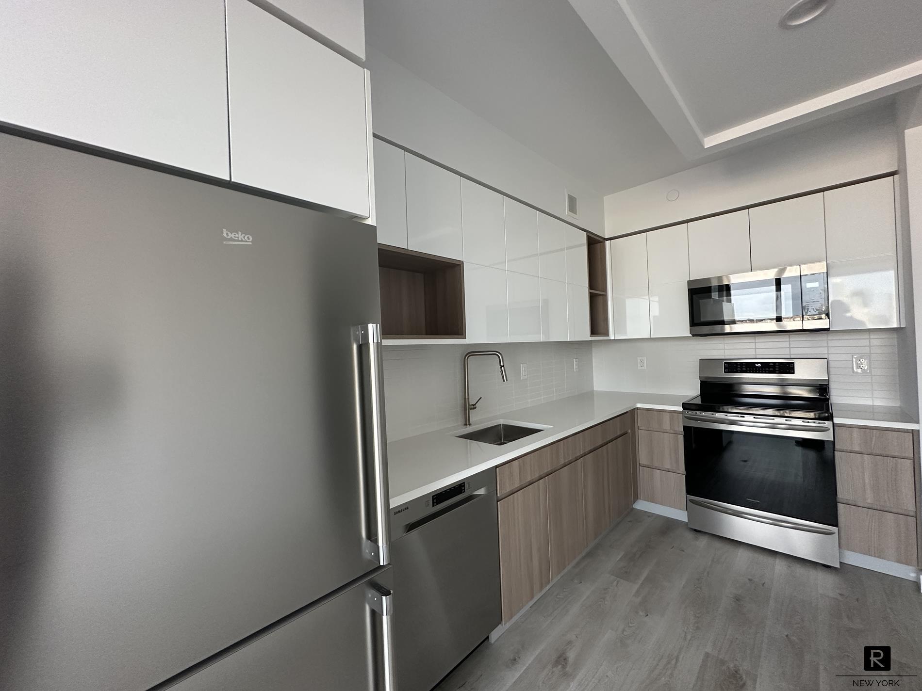 77 Commercial Street Greenpoint Brooklyn NY 11222