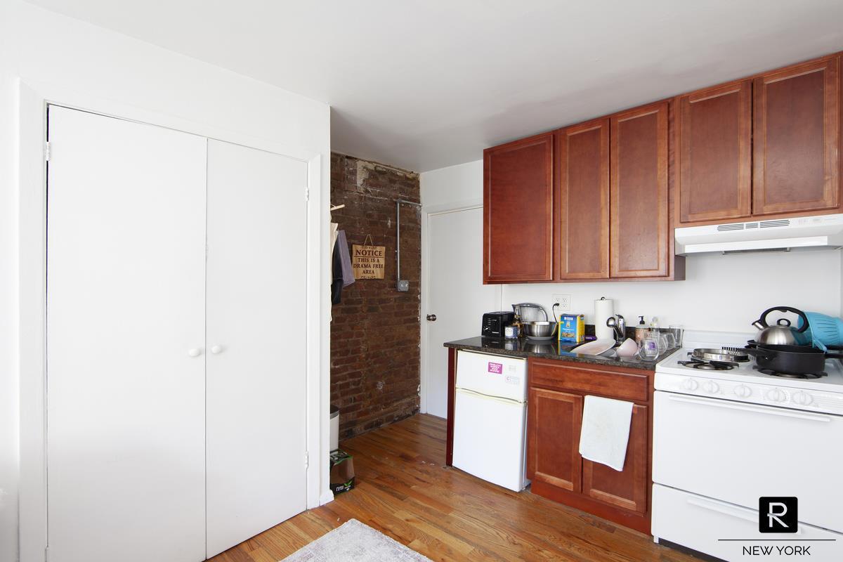 621 East 11th Street E. Greenwich Village New York NY 10009