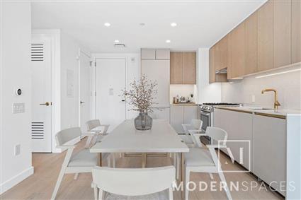 3 Court Square 910 Long Island City Queens NY 11101