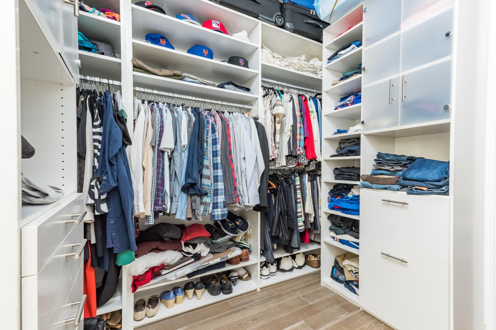 27-28 Thomson Avenue 547 Long Island City Queens NY 11101