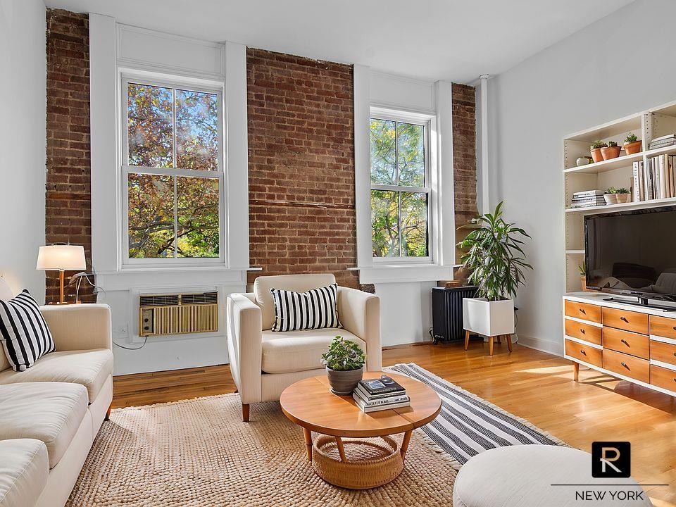 491 West 22nd Street Chelsea New York NY 10011