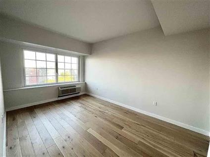 555 Waverly Avenue 4-H Clinton Hill Brooklyn NY 11238