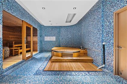 2-17 51st Avenue 1007 Long Island City Queens NY 11101