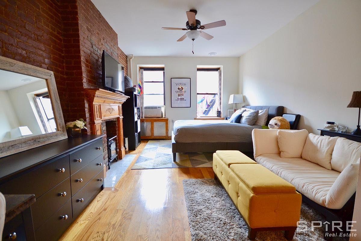 346 West 47th Street, Apt 4-D, New York, NY 10036