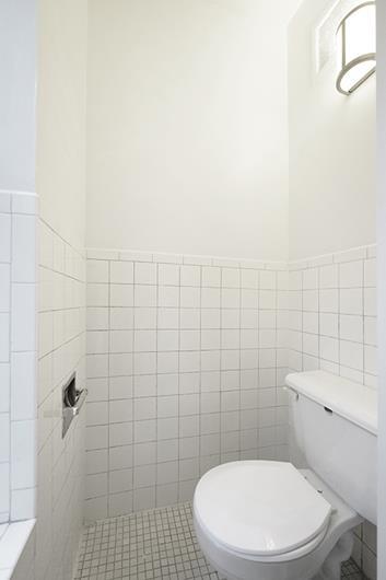 443 East 6th Street 2 E. Greenwich Village New York NY 10009