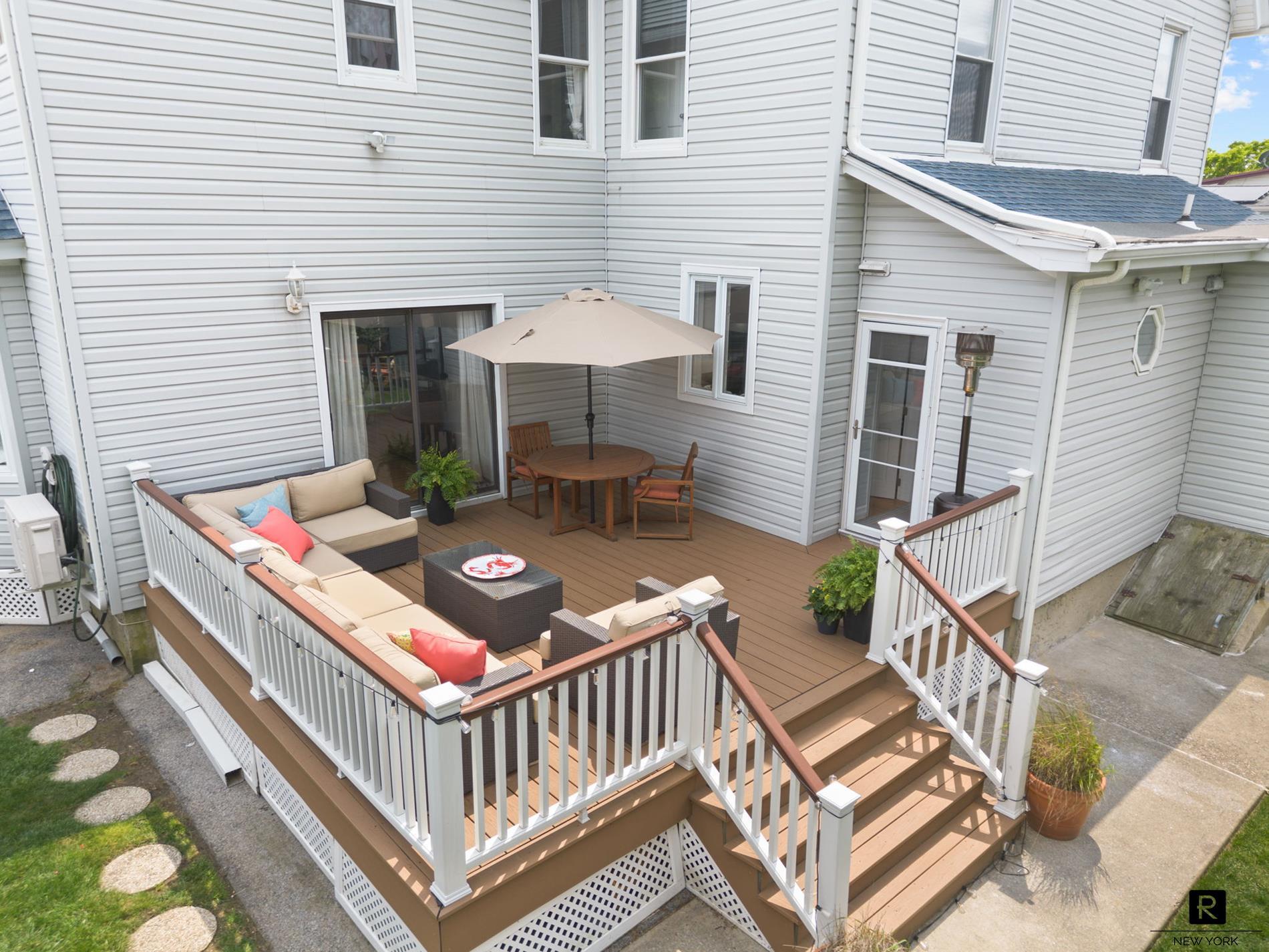 111 Rochelle Street City Island Bronx NY 10464