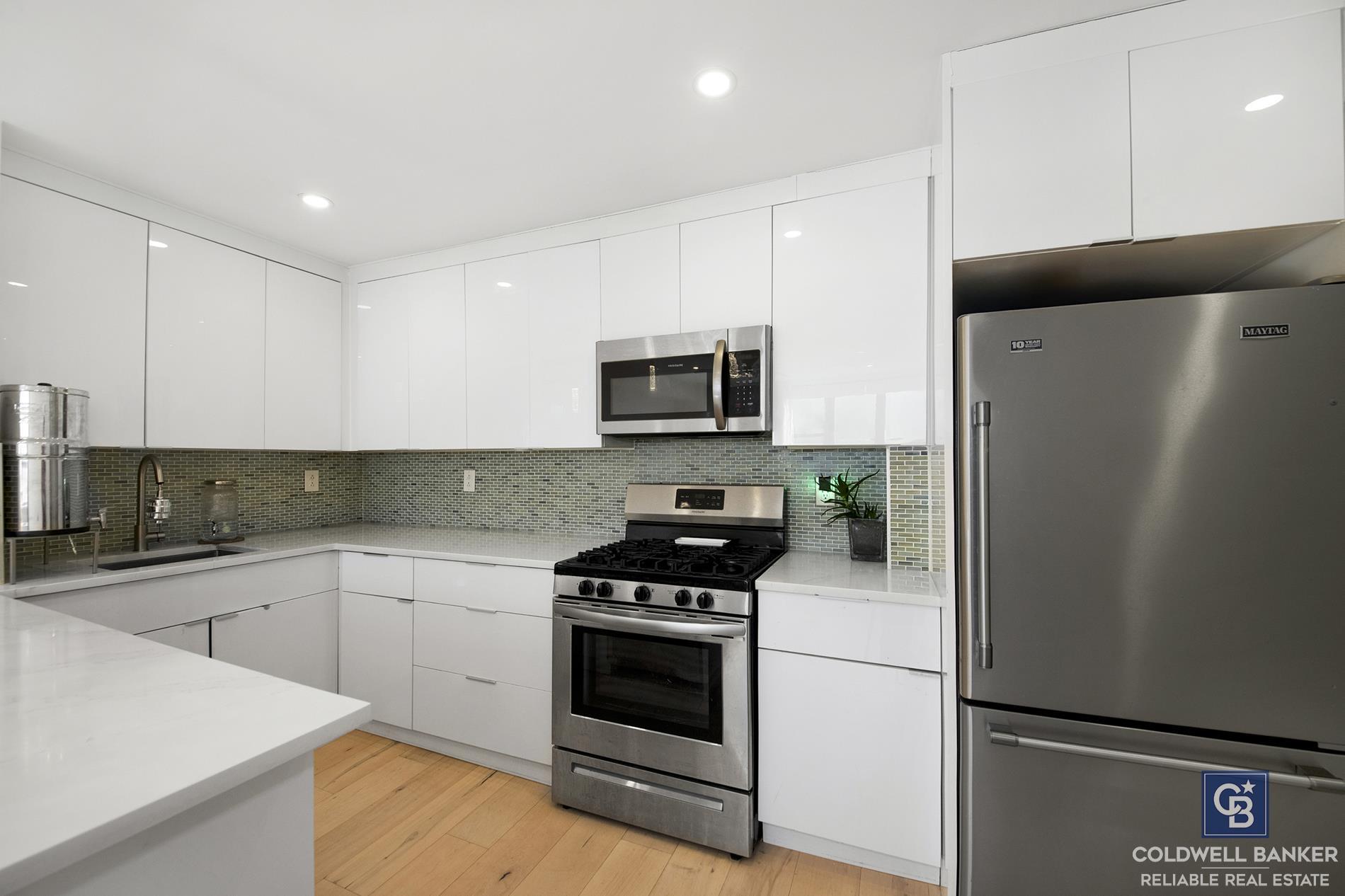 301 West 110Th Street Unit 3M Building Upper West Side New York, NY 10026