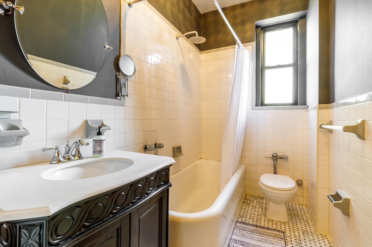 160-15 Powells Cove Blvd. A-202 Beechhurst Queens NY 11357