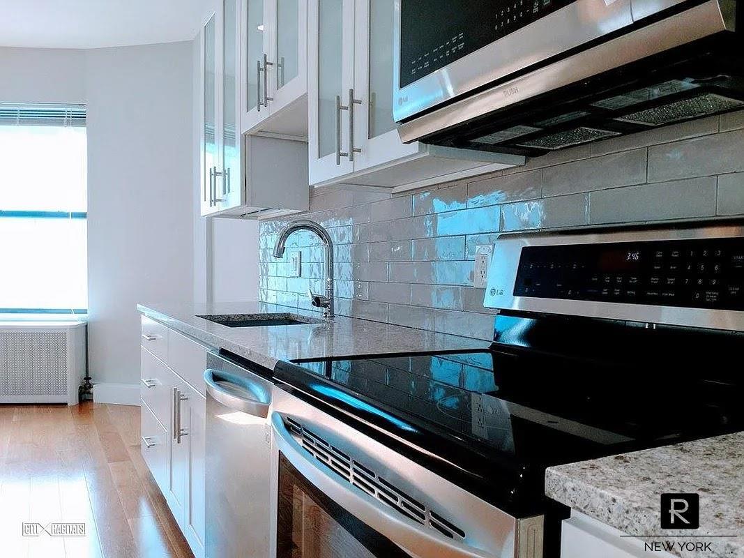 211 West 79th Street Upper West Side New York NY 10024