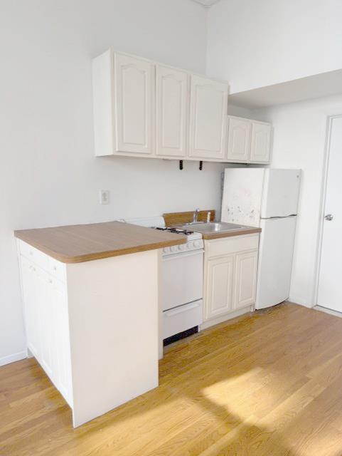 402 West 22nd Street Chelsea New York NY 10011