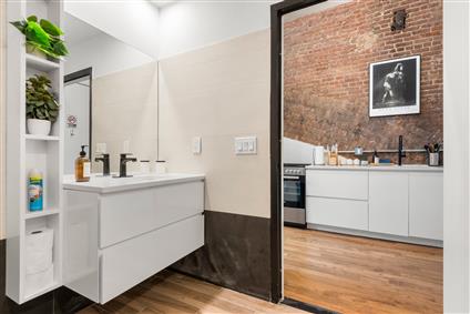 380 Montgomery Street 4091 Jersey City Jersey City NJ 07302