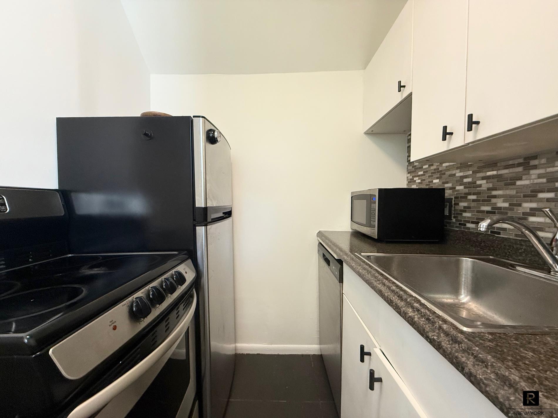 353 West 19th Street Chelsea New York NY 10011