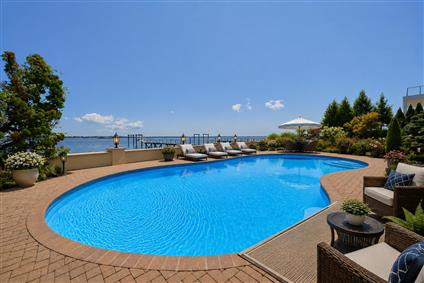 3411 Country Club Road Building Country Club Bronx NY 10465