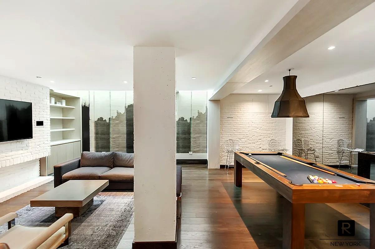 211 East 13th Street E. Greenwich Village New York NY 10003