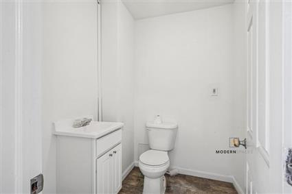 79-11 Roosevelt Avenue Jackson Heights NY 11372