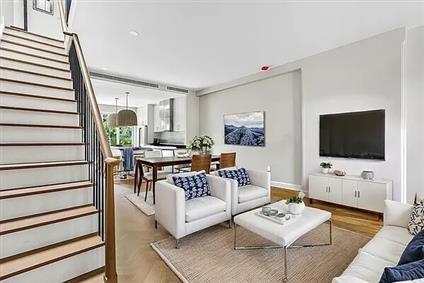 552 Lexington Avenue 2 Stuyvesant Heights Brooklyn NY 11221