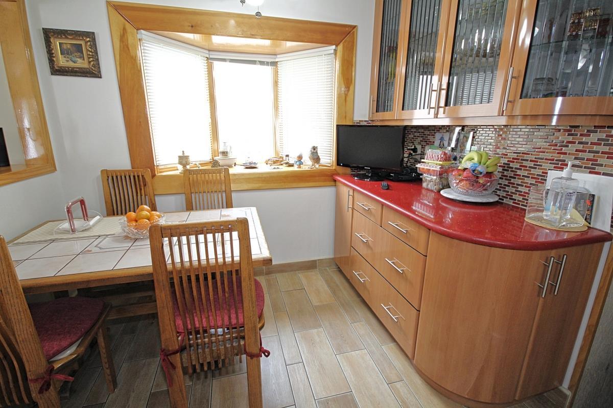 223 Whitman Drive Mill Basin Brooklyn NY 11234 Brooklyn 4U