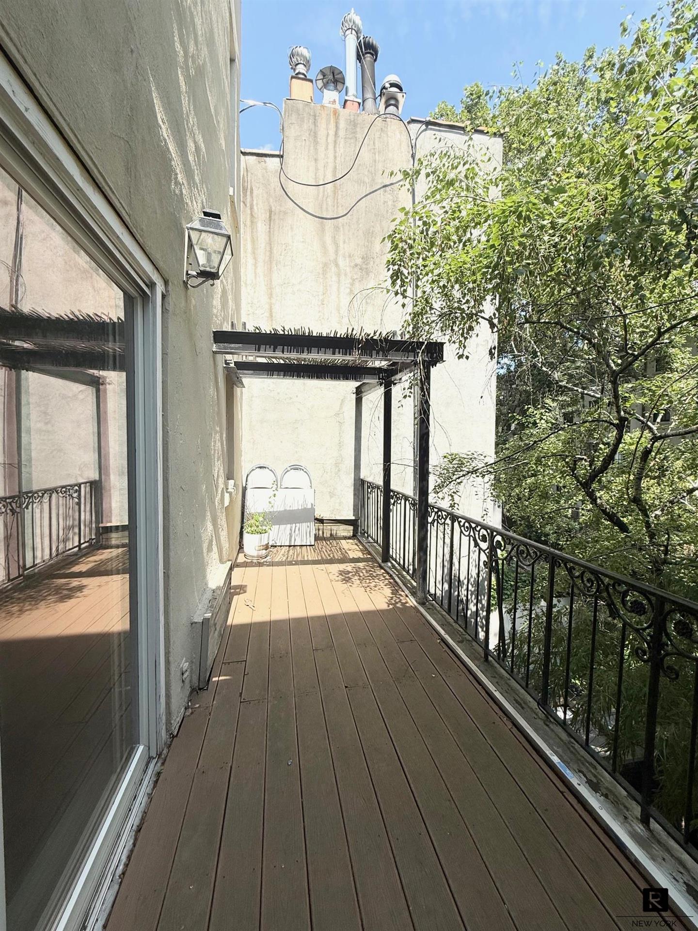 353 West 19th Street Chelsea New York NY 10011