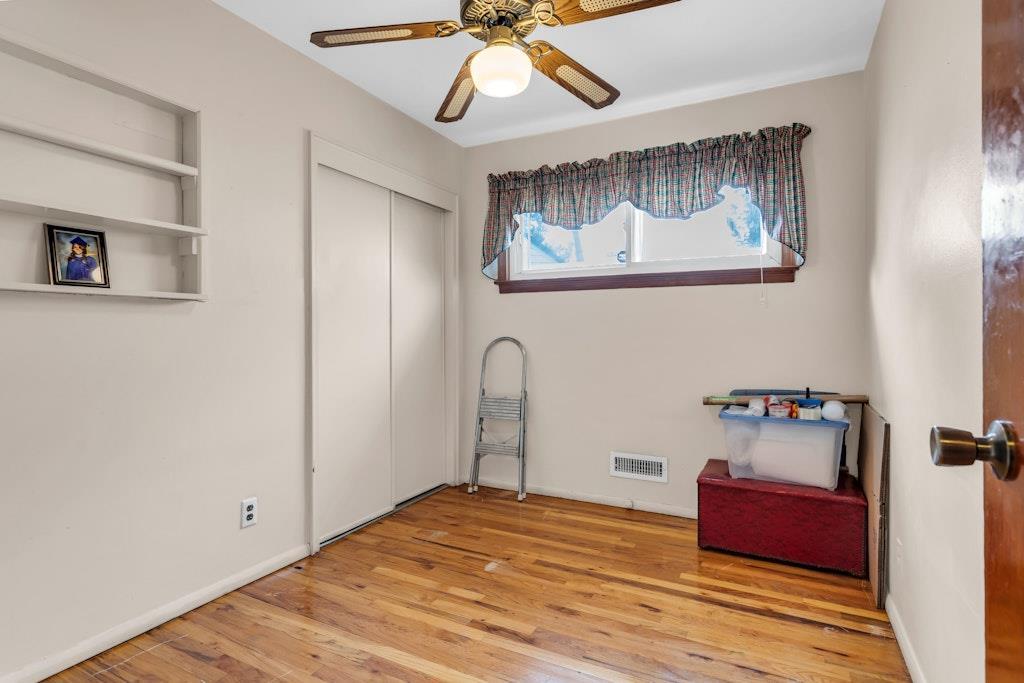 38-02 254th Street Little Neck Queens NY 11363