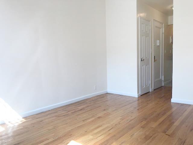 105 East 10th Street E. Greenwich Village New York NY 10003