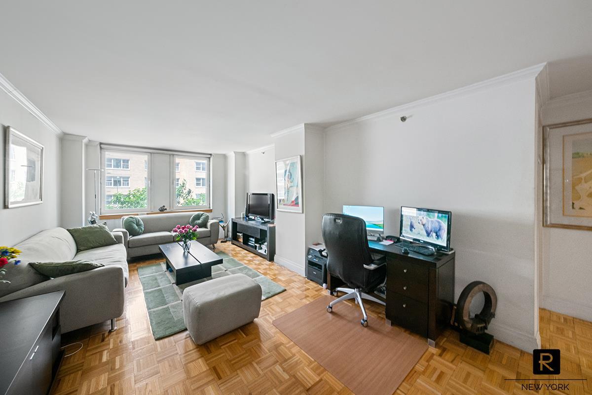 404 East 76th Street Upper East Side New York NY 10021