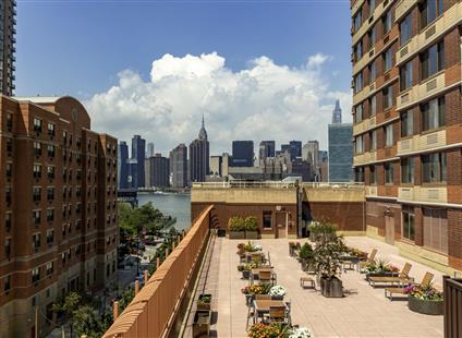4-74 48th Avenue 35E Hunters Point Queens NY 11109