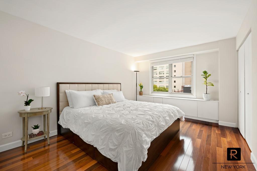2 Charlton Street Soho New York NY 10014