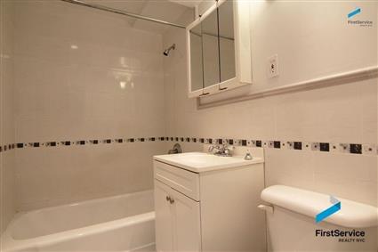 141 East 89th Street 3-G Carnegie Hill New York NY 10128