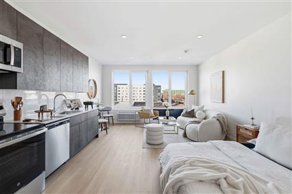 1 Mallory Avenue 2082 Jersey City Jersey City NJ 07305