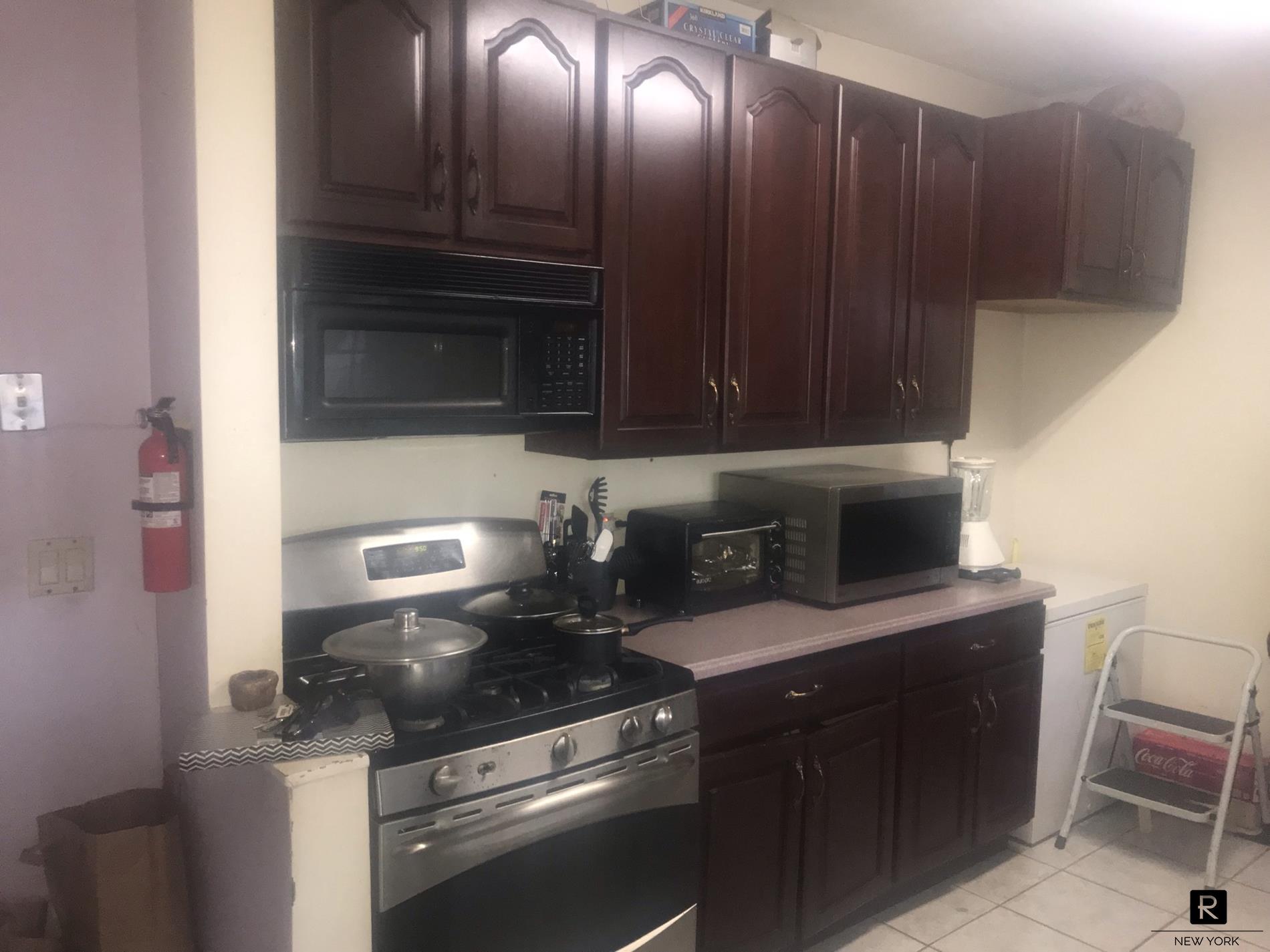 544 East Lincoln Avenue Out of NYC Mount Vernon NJ 10552