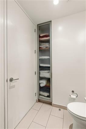 21-45 44th Drive 4-I Court Square Queens NY 11101